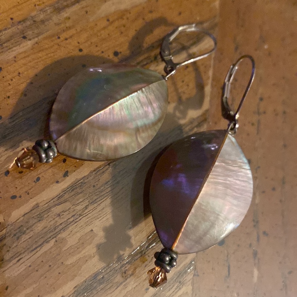 Shell Earrings - image 3